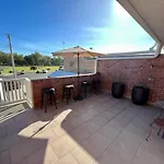 Downtown Narrabri Apartment