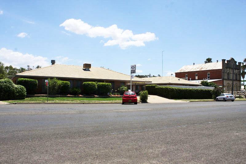 Mid Town Motel