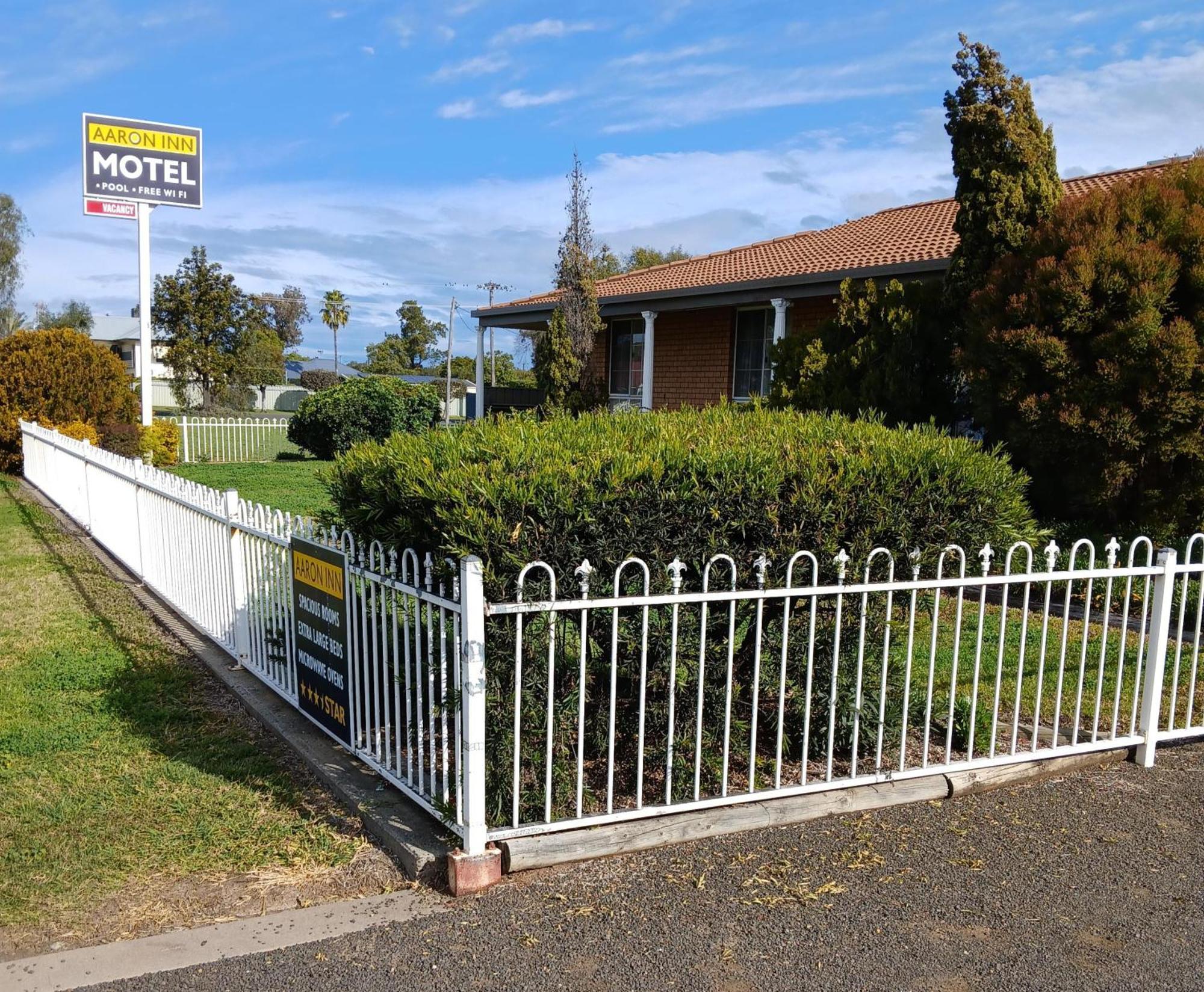Motel Aaron 3*