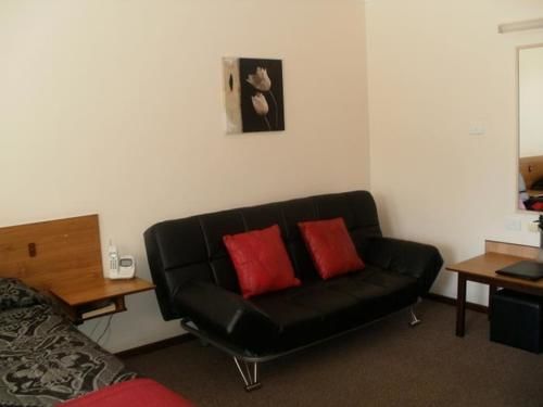 Aalbany 3*