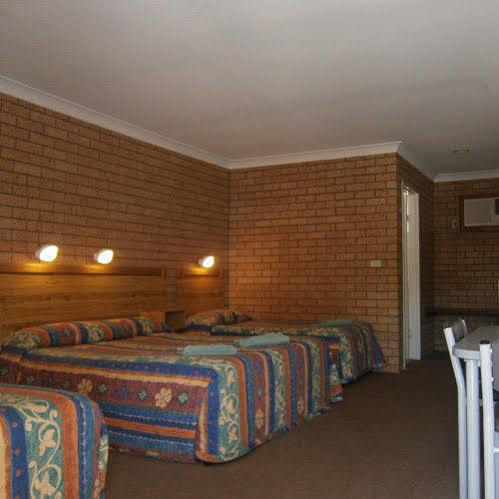Motel Aaron
