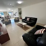 Downtown Narrabri Apartment
