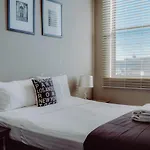 Crossroads Hotel