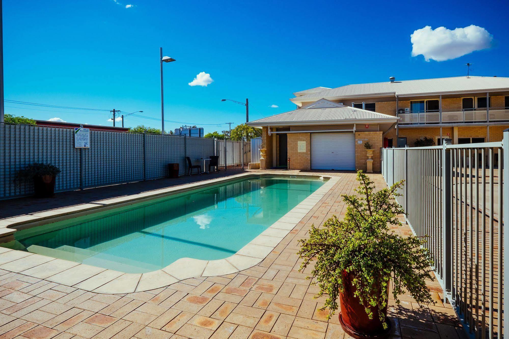 Club Motor Narrabri