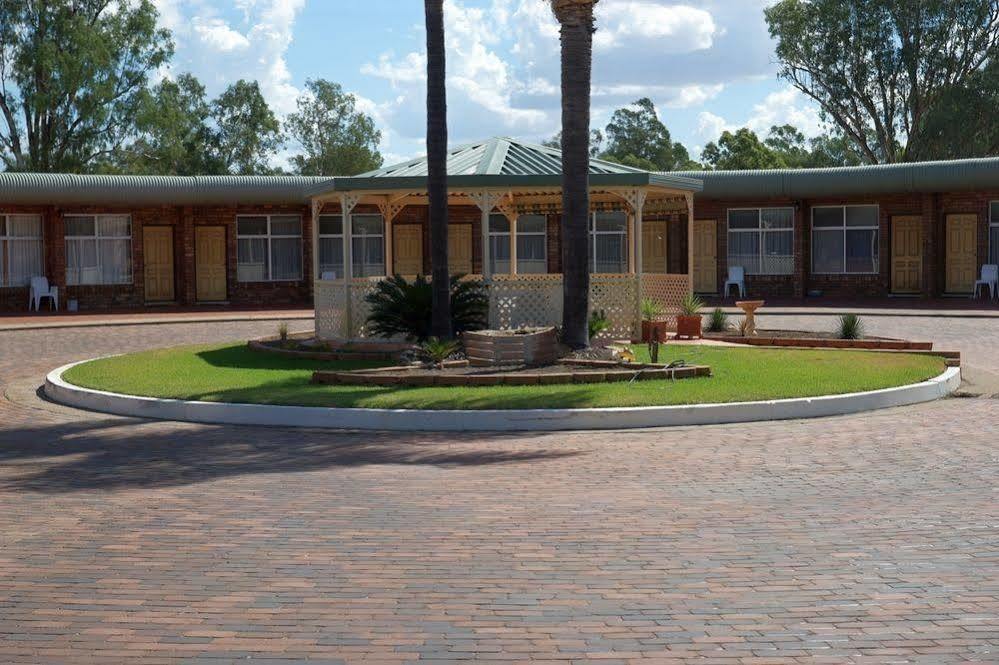 Nandewar Motor Hotel